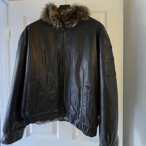 Men's Black Italian Leather Bomber Jacket with Fur Collar Reversible To Fur Coat